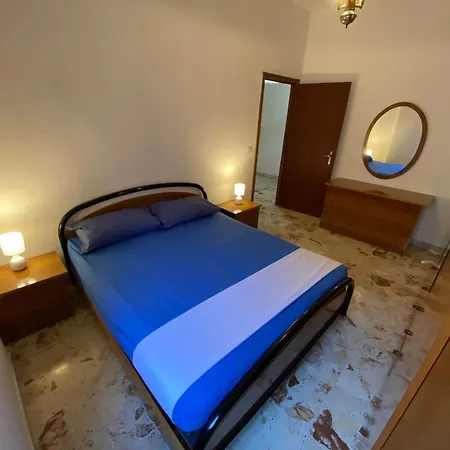 Crystal Flat Apartment *