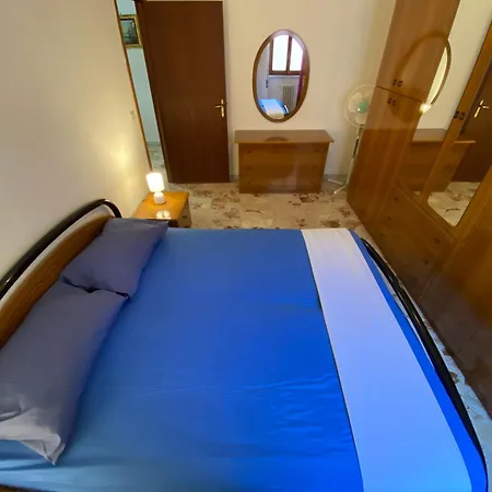 Crystal Flat Apartment *