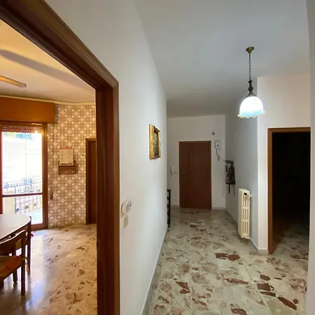 Crystal Flat Apartment